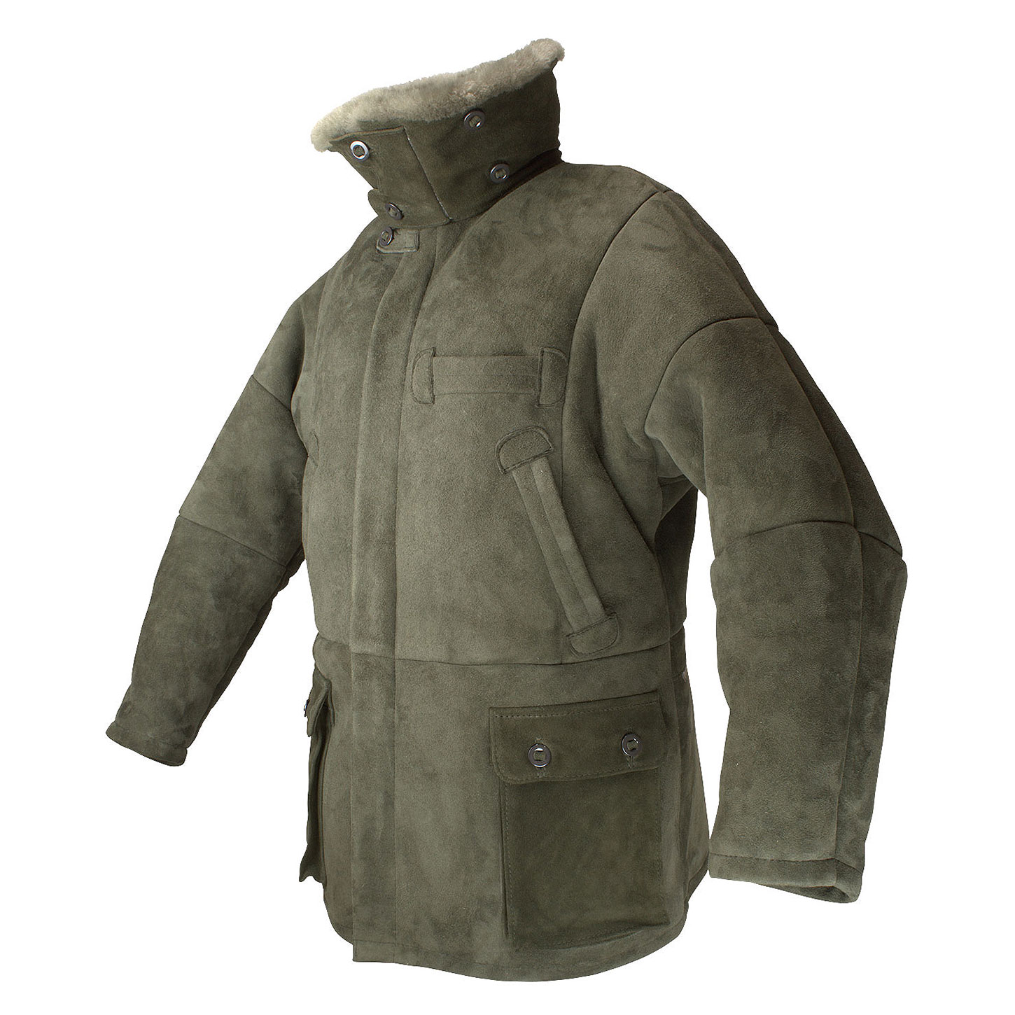 Jagdjacke Grönland mit aufgesetzten Cargotaschen, echt Lammfell, Farbe Oliv, Kragen hochgestellt, Seitenansicht