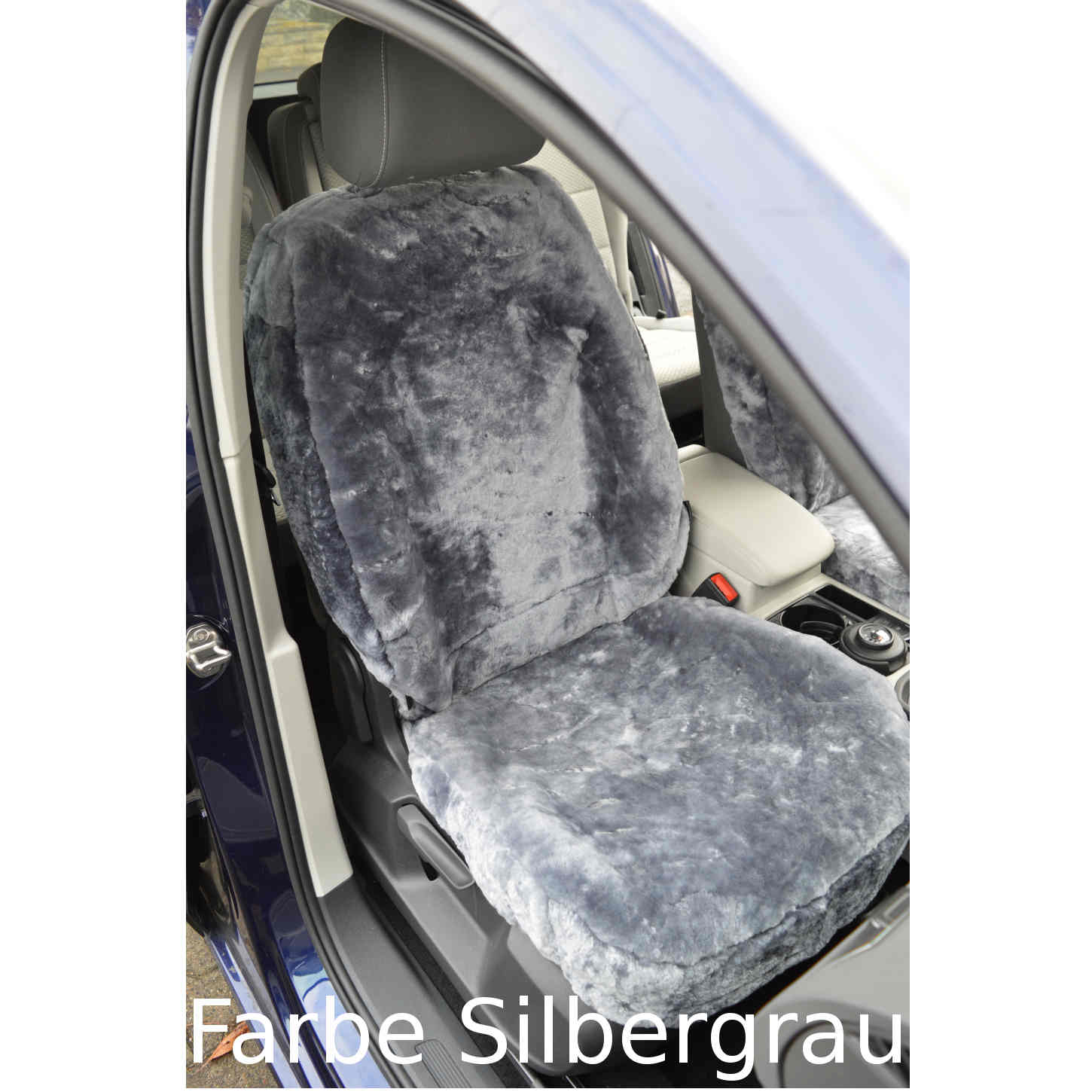 Autositzbezug aus Lammfell für VW Tiguan in Farbe Silber in Vorderansicht mit eingeblendetem Farbnamen